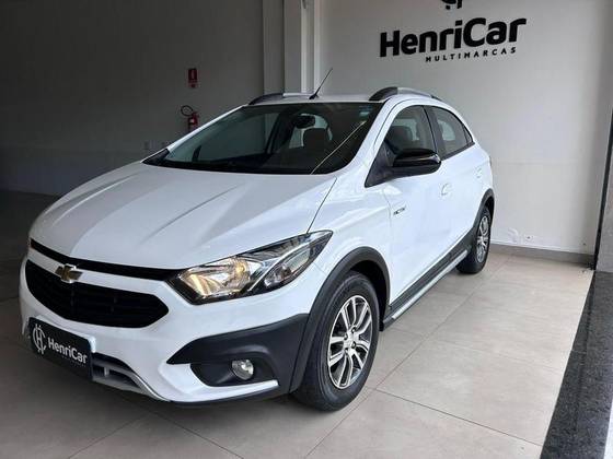 CHEVROLET ONIX 1.4 MPFI ACTIV 8V FLEX 4P AUTOMÁTICO